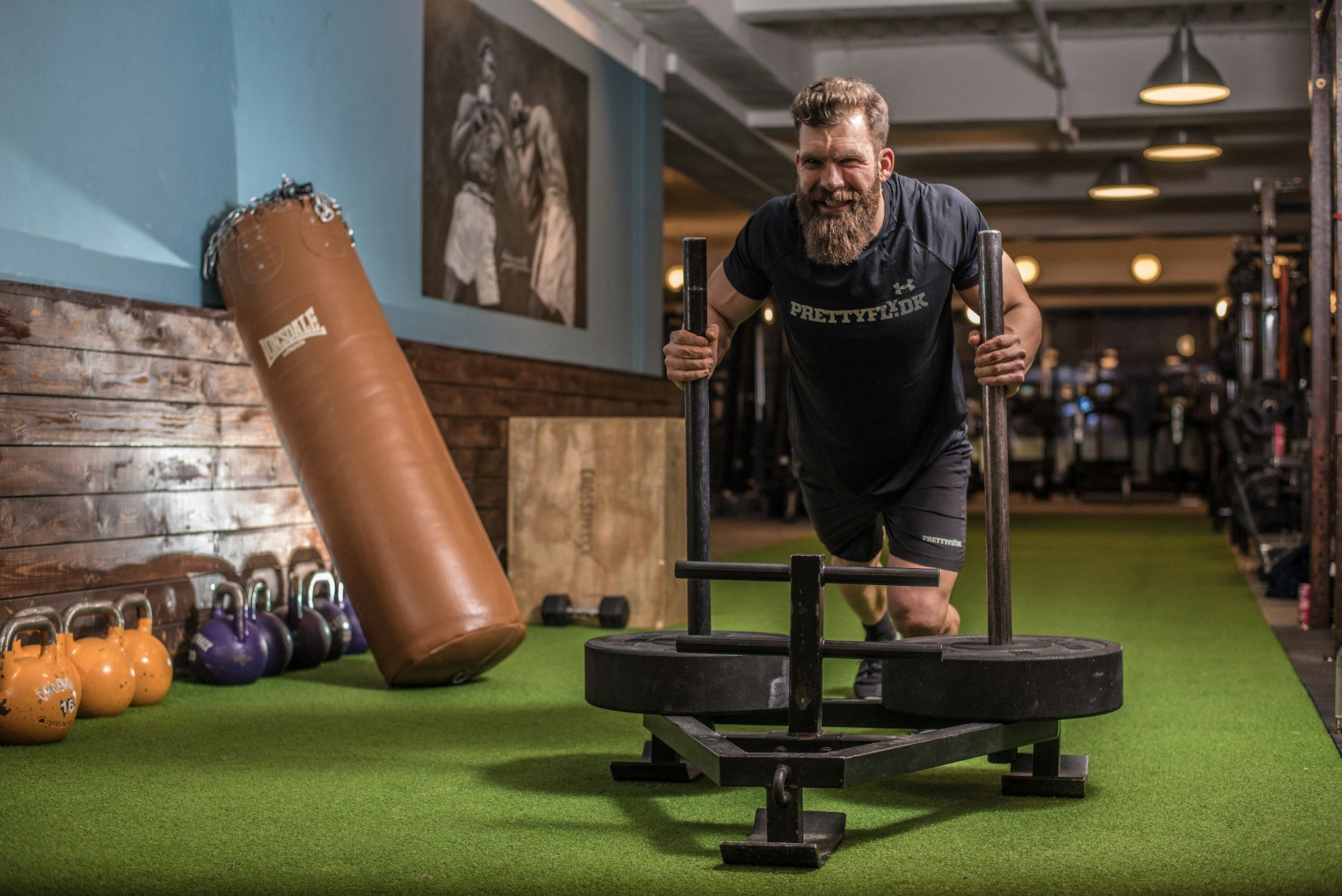 man working out - about i stay fit